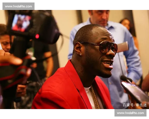 克里琴科对决维尔德重拳时代的王者之争全景解析历史意义与胜负悬念 克里琴科对决维尔德重拳时代的王者之争全景解析历史意义与胜负悬念